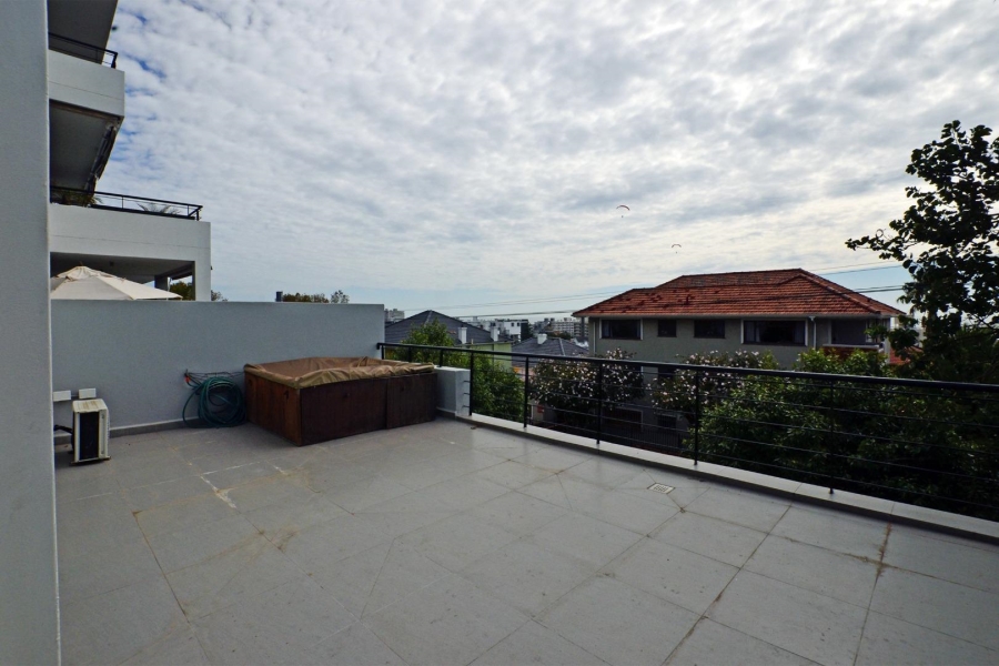 To Let 2 Bedroom Property for Rent in Sea Point Western Cape